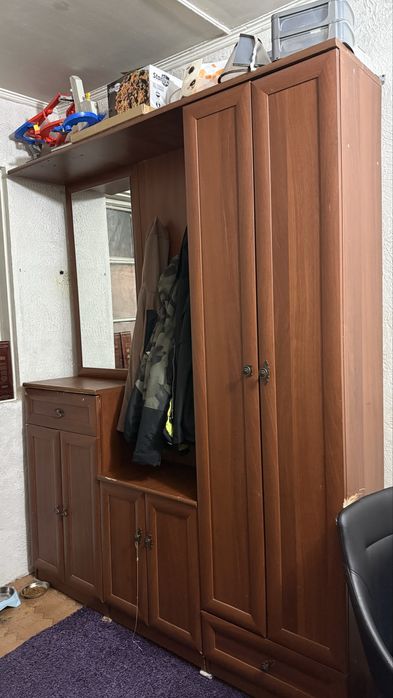 Шкаф для прихожей