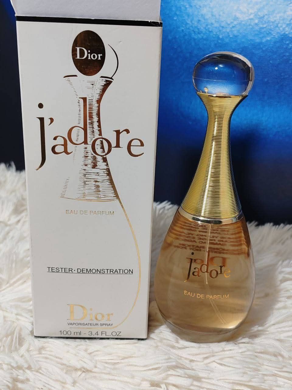 Eau de parfum 100ml pour femme J Adore Dior