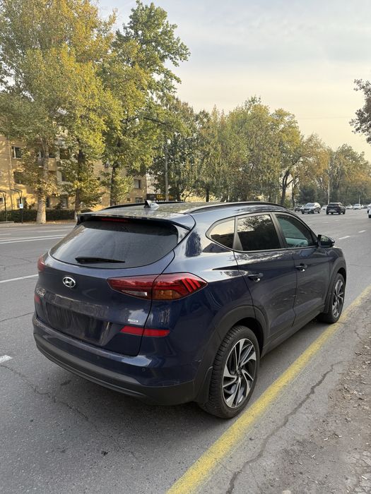 Hyundai tucson hight tech