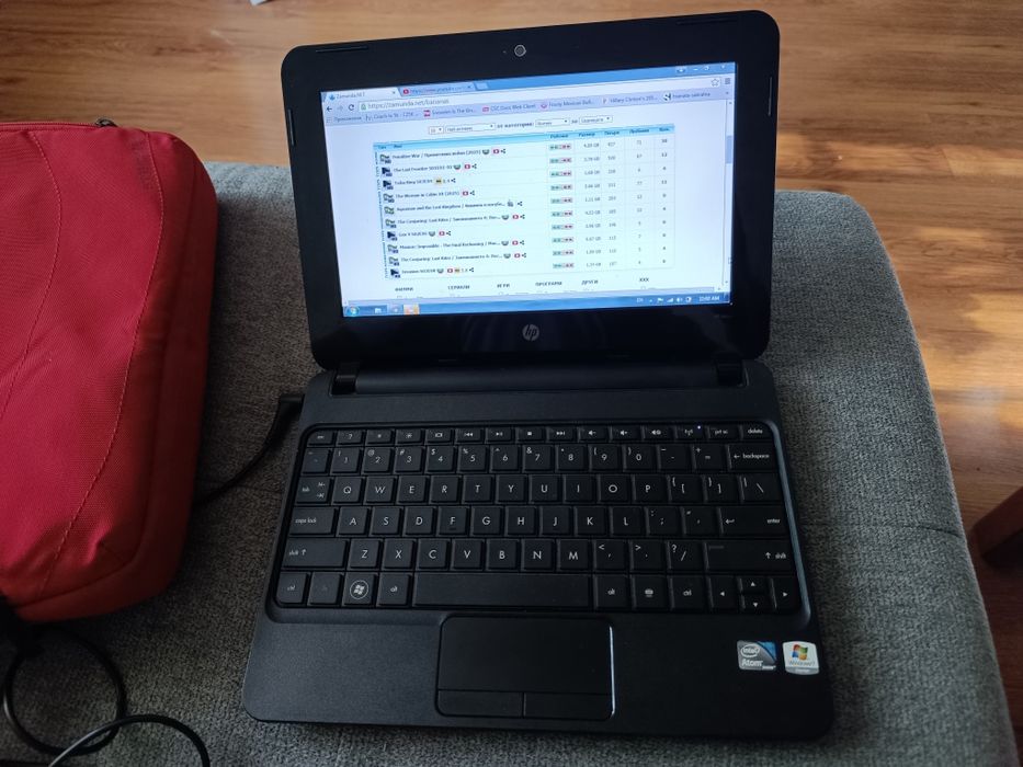 Лаптоп HP mini червен