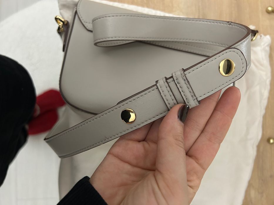 Дамска чанта от естествена кожа