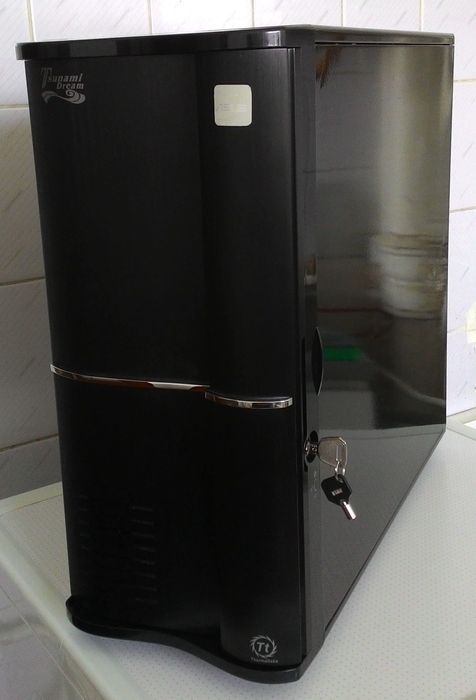 Аллюминевый корпус Thermaltake Tsunami Dream