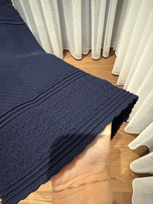 Тъмно синя плетена къса рокля Sandro