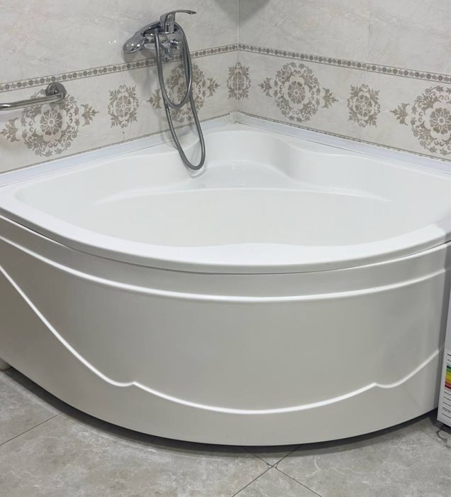 Ванна уголок акрил