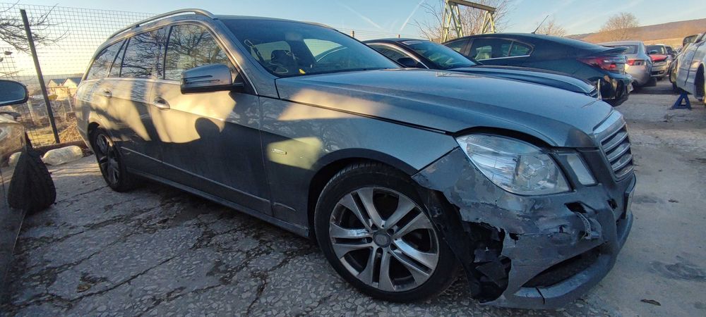 На части Mercedes W212 Мерцедес Е класа 220 CDI комби ОМ651 4х4