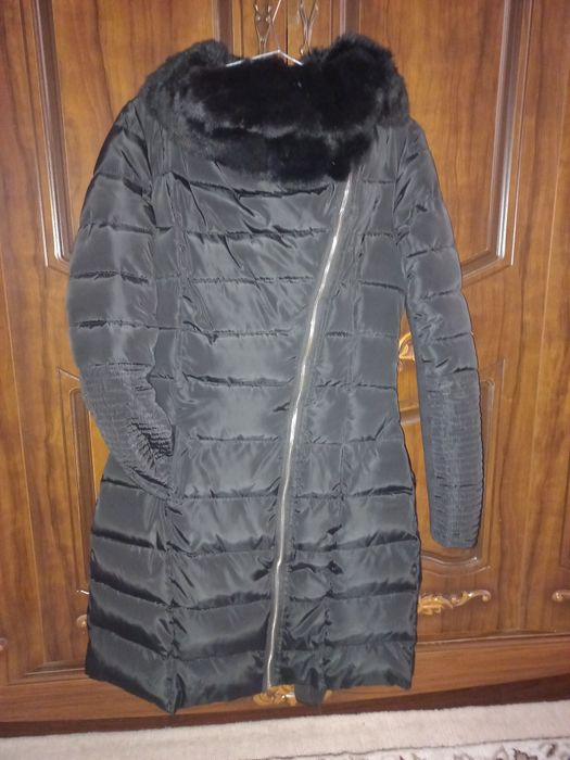 Продам балоновая куртка тёплая