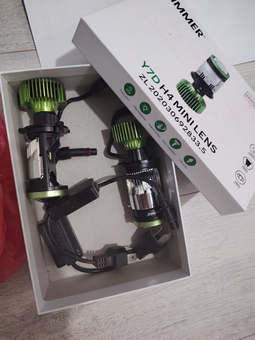 Лампы передняя Фара COBALT