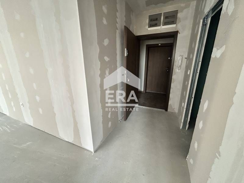 ЕКСКЛУЗИВНО! ЕРА Вива продава двустаен апартамент с Акт 16 и панорамна