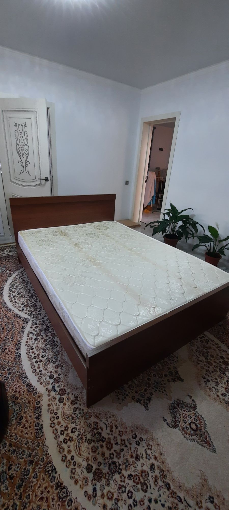 Продам кровать и шифонер
