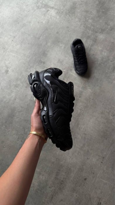 Nike Air Max Plus TN Triple Black