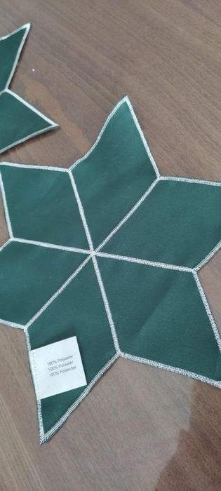 Сатенени подложки/ каренца* КОЛЕДНИ звезди* 4 броя