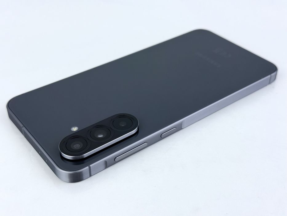 НОВ! Samsung Galaxy A56 5G 128GB 8RAM Graphite 2г. Гаранция!