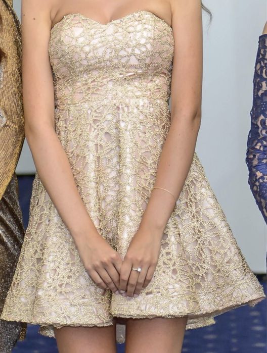 Rochie scurta elegantă de seară