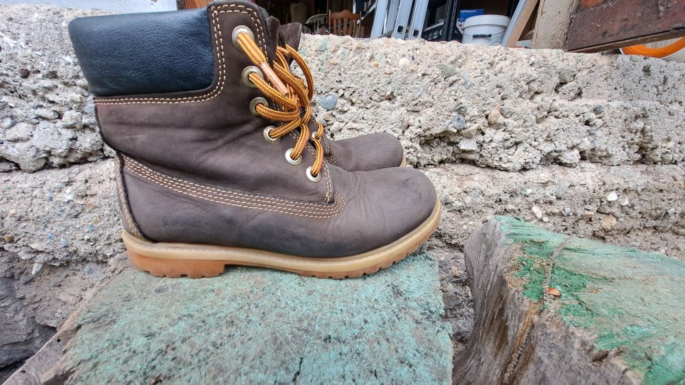 Боти от естествен набук 37 номер