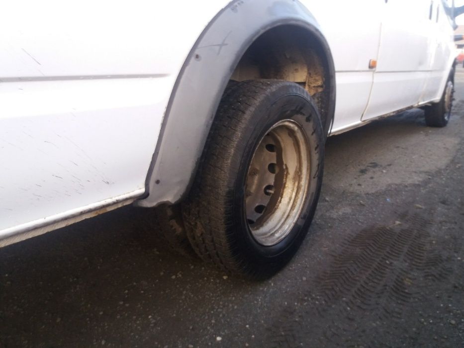 Ford Transit 2.4d 140к.с 6 скорости 2008 година