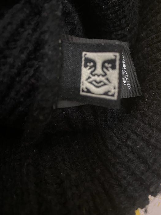 Caciula Obey pret 50