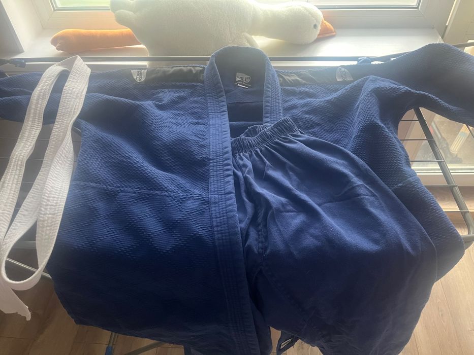 Кимоно для джиуджитсу