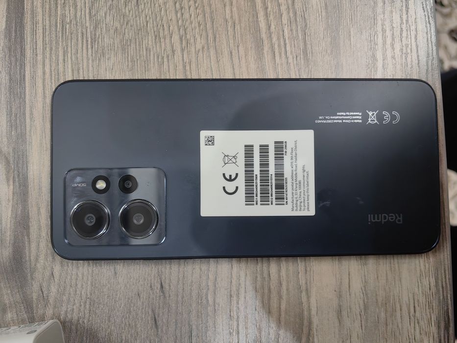 Prodam srochno Redmi note 12  256 gb , komplekt, chetko rabotaet