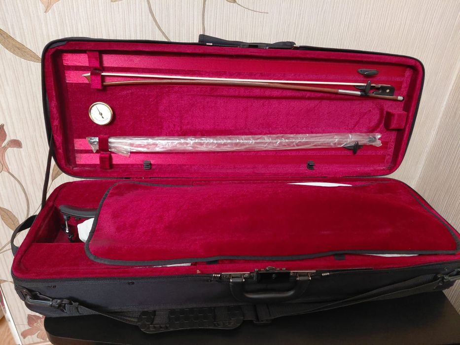 Продается мастеровой  профессиональный музыкальный инструмент Альт