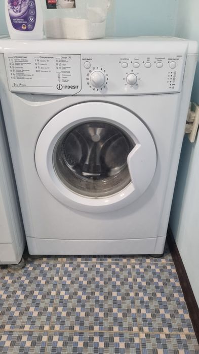 Стиралка Индесит 5кг