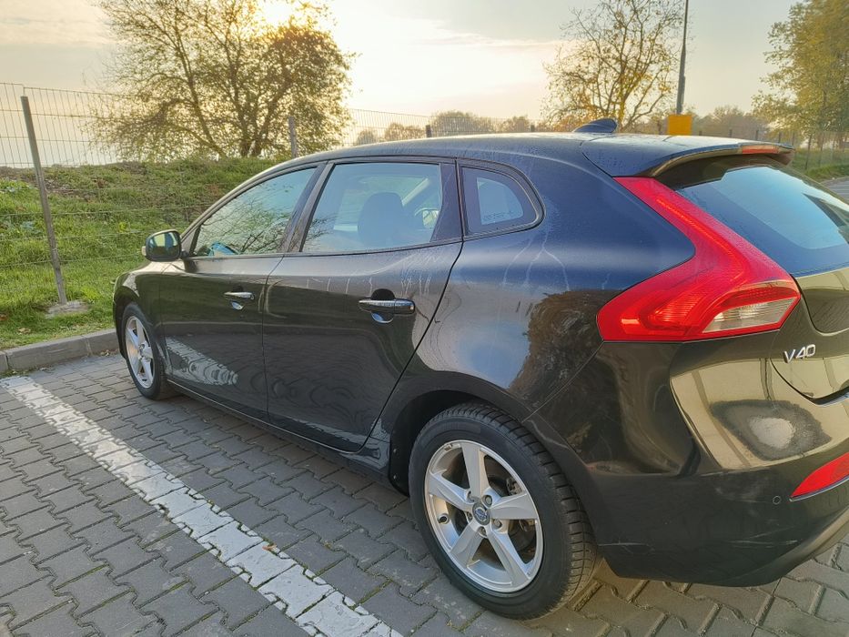 Volvo V40 D2, automat, 2014