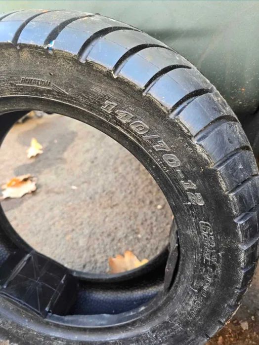 cauciucuri noi de scuter