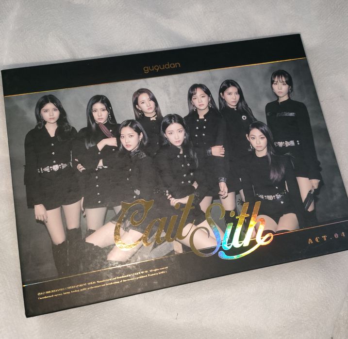 Vând Albume Kpop cu Gugudan, Unit Semina, Bigflo și Victon