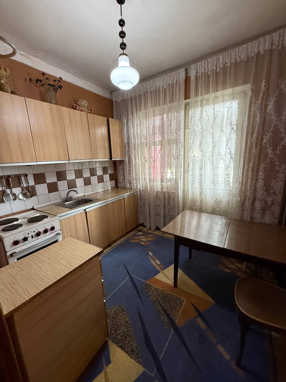 Продается 2 комнатная квартира Кызыл Шарк