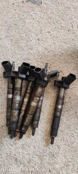 Injectoare Bmw 520 E60 LCI 2009