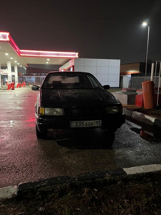 Продам пассат б3 инжектор 1.8