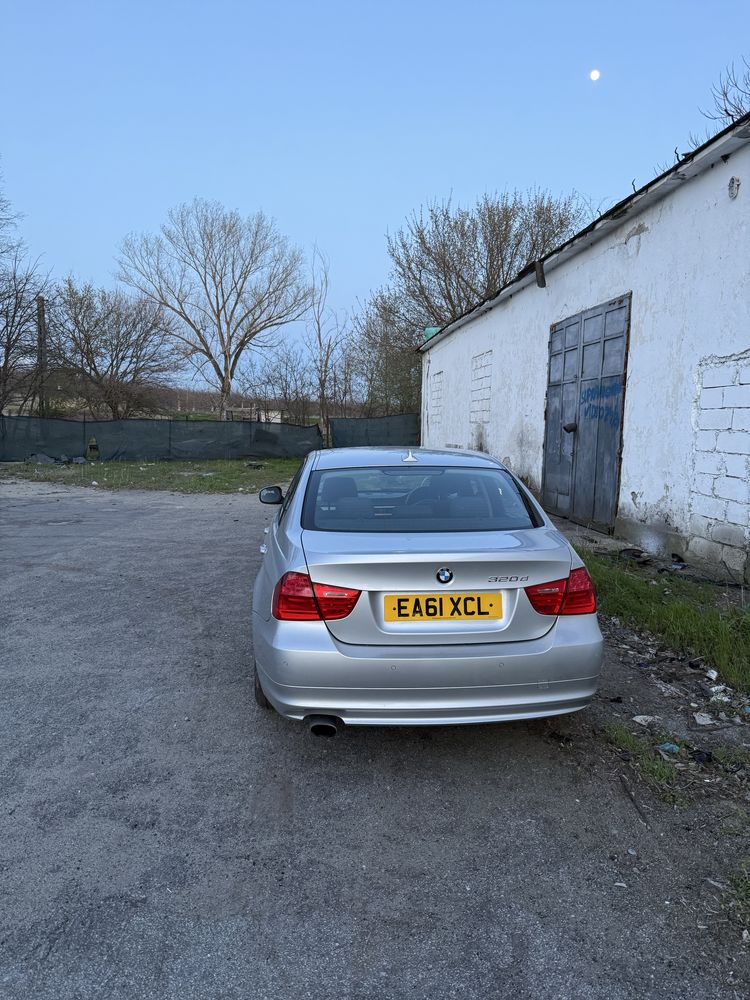 Dezmembrari, piese BMW seria 3 e90 2.0 diesel din anul 2011