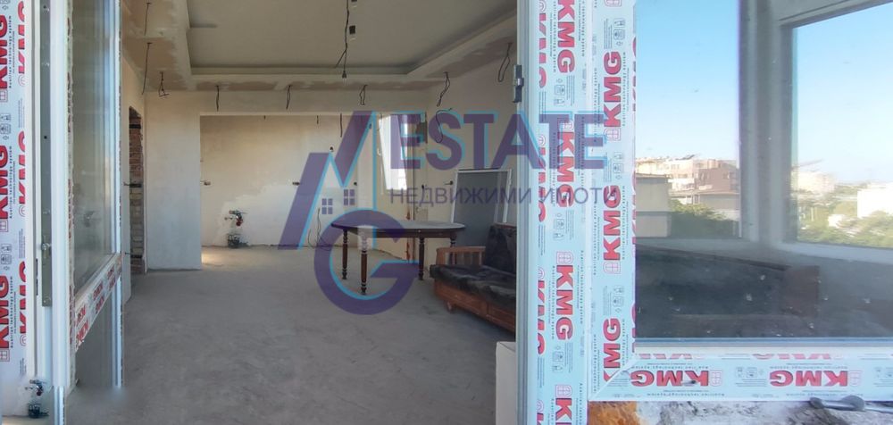 Продава се Двустаен апартамент в Бургас, Зорница - 60 кв.м за 1592 €/кв.м - Снимка #6