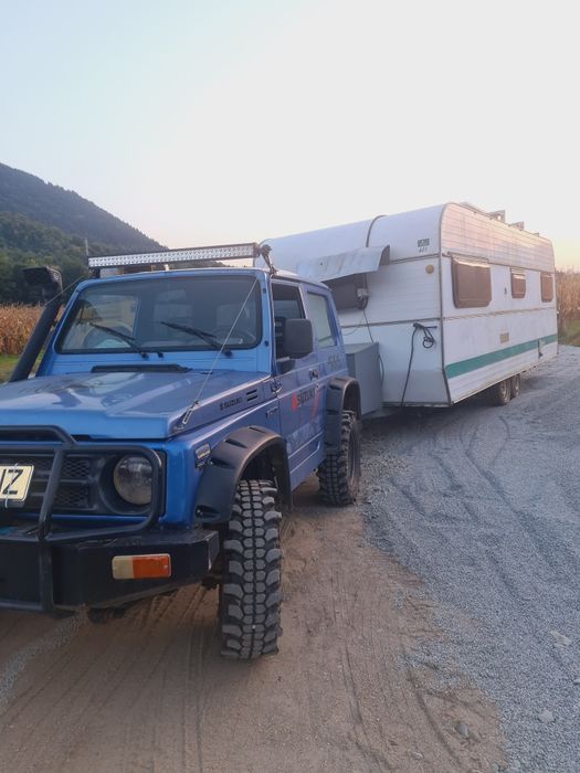 Vand sau schimb Suzuki Samurai 1.3