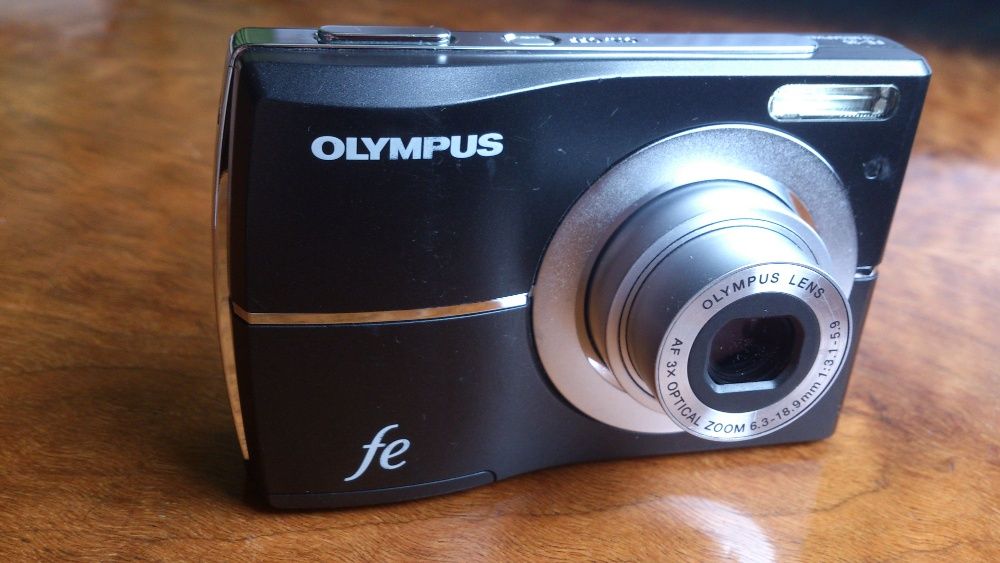Фотоапарат Olympus Fe W37A 10MP +1GB