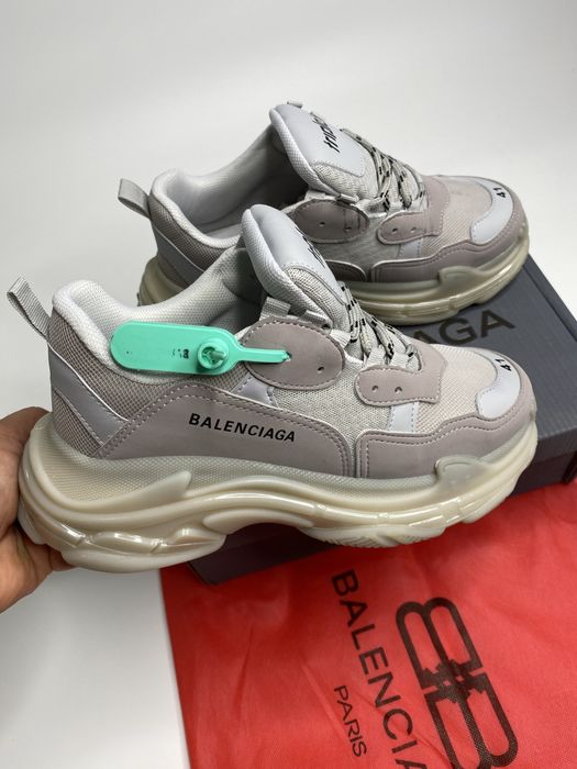 Adidasi Sneakers BALENCIAGA Triples Colectia Noua!!