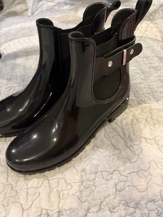 Черни дамски гумени ботуши