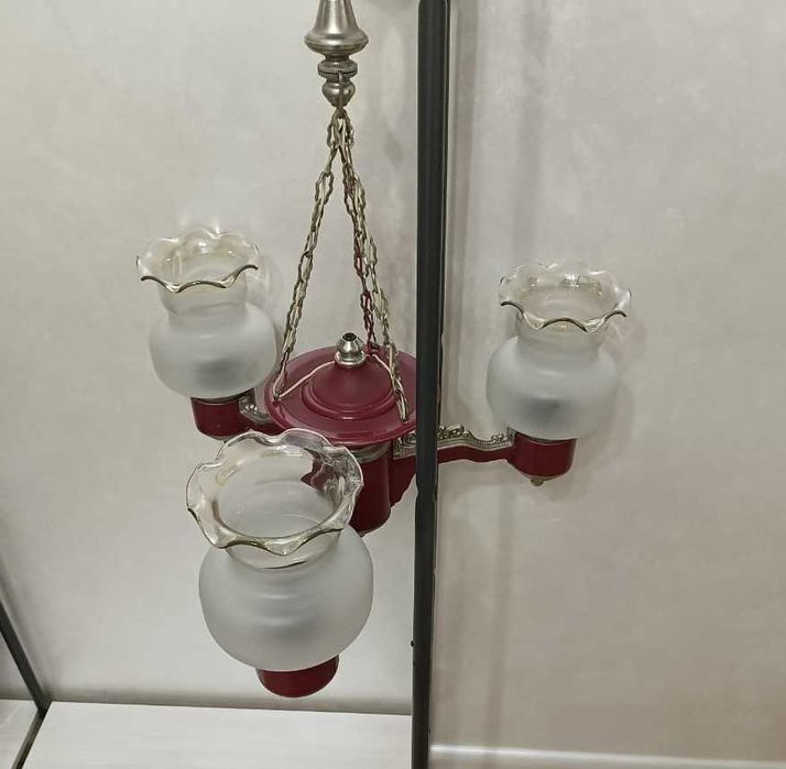 Люстра подвесная 3 плафона Е27, б/у