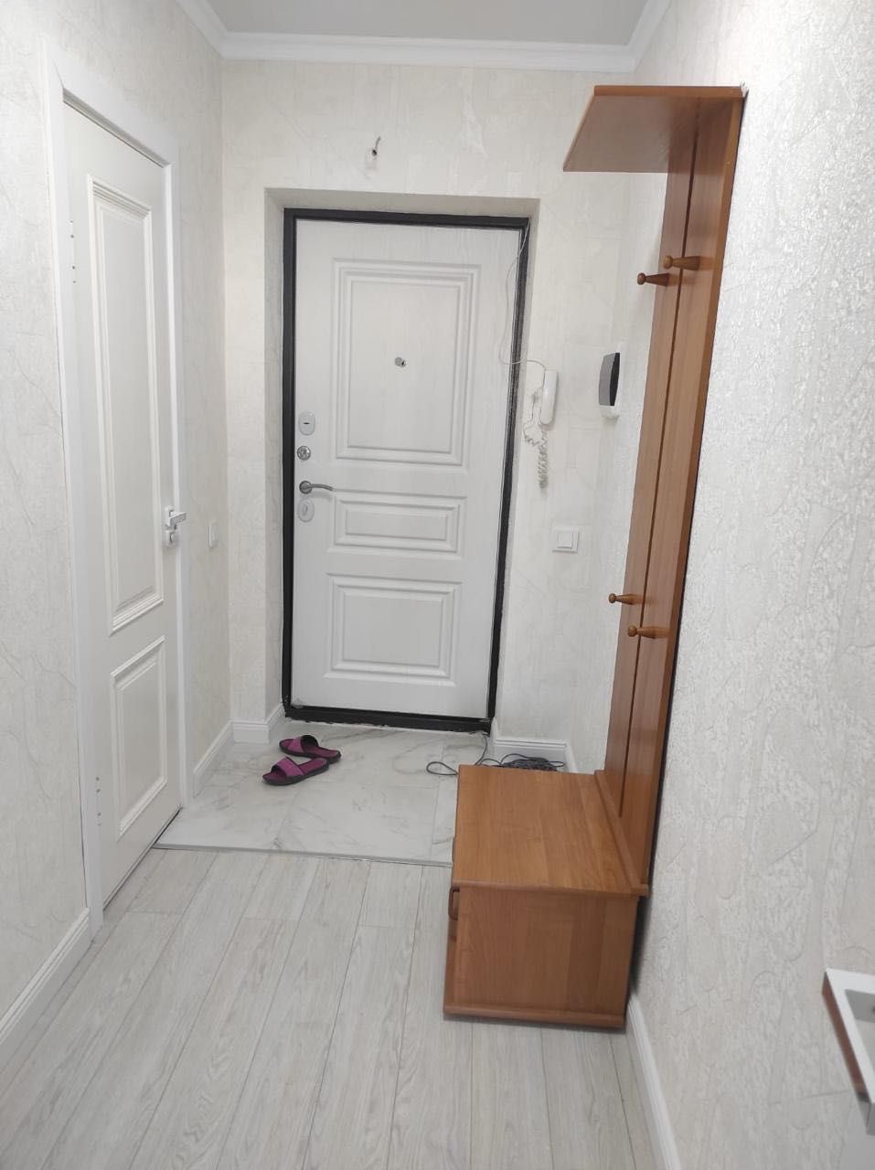 Продаётся дом в мкр. Аксай-4 . Ақсай 4-те үй сатылады