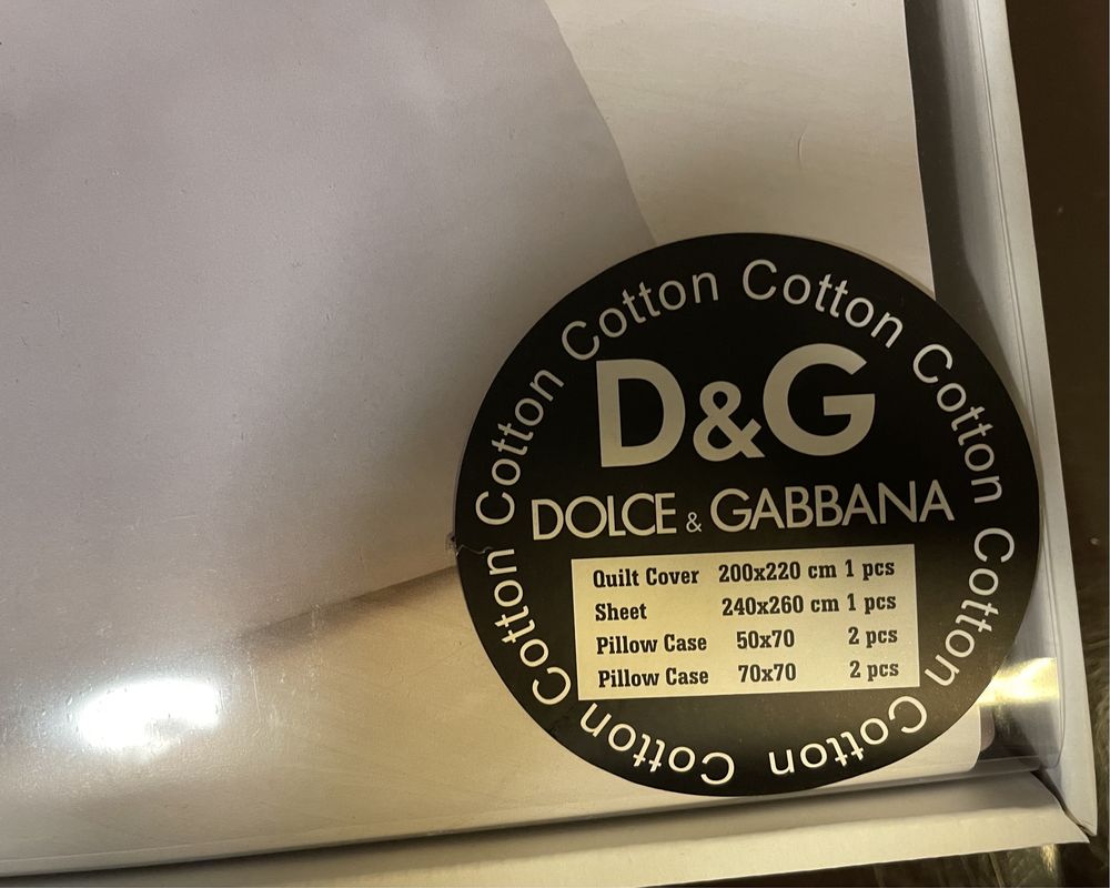 Чисто нов спален комплект чаршафи D&G