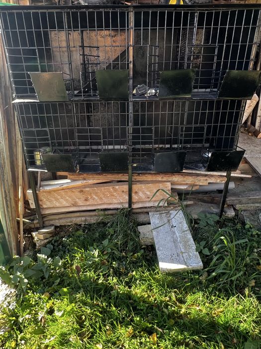 Cușca adăpost metal fier pentru iepuri ca nou