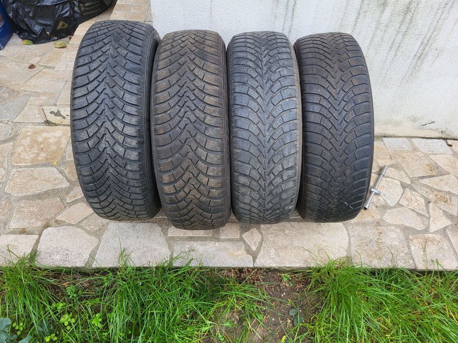 4x cauciucuri anvelope iarna M+S 215 65 R17 SUV Falken Eurowinter