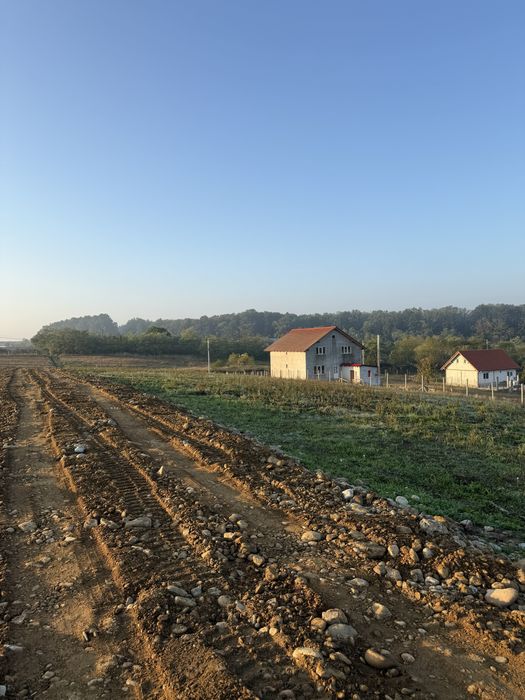 Parcele de vanzare Pausa