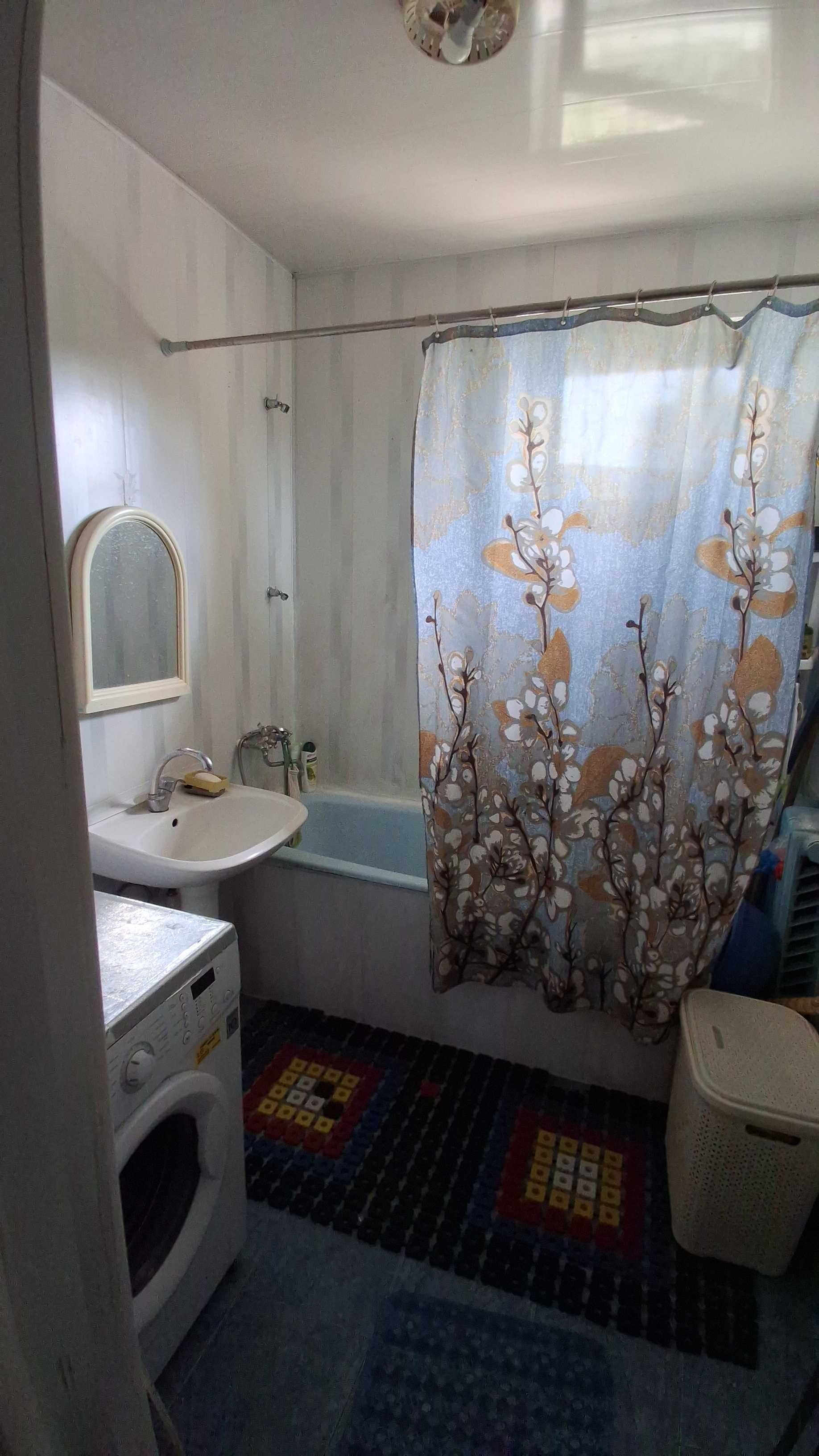 Банковская Kвартира, 105 кв. м.