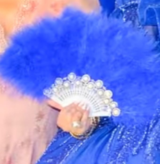 Ветрило различни цветове