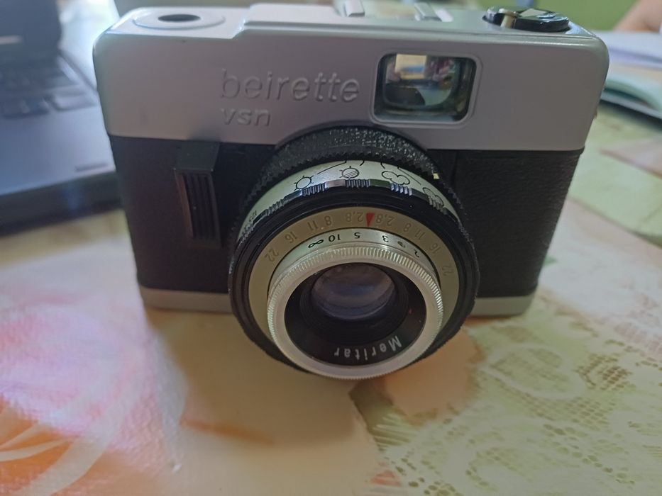 Продавам фотоапарат Beirette Priomat, Meritar 2.9/45