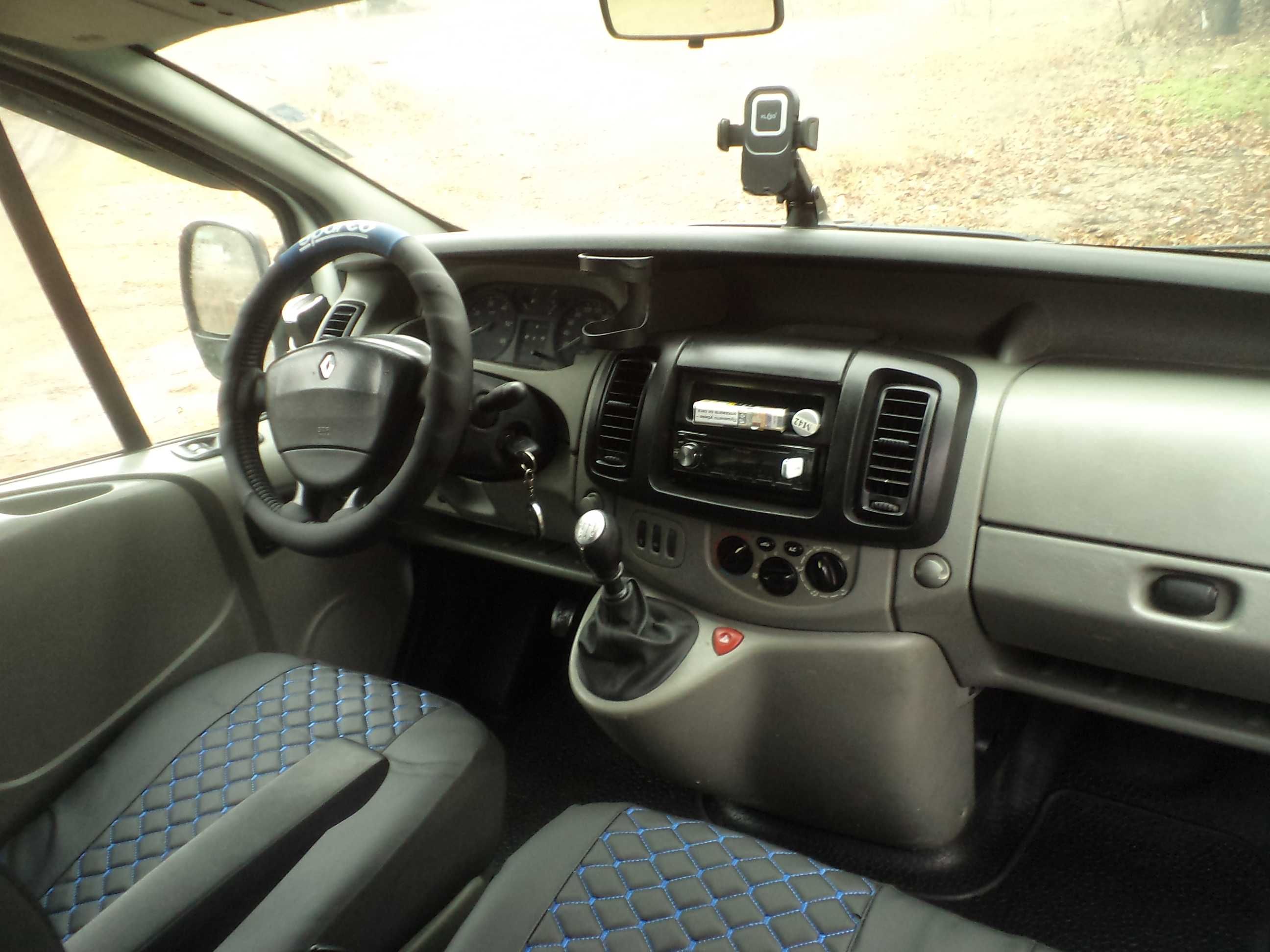 Renault Trafic 1.9 dci-6 скорости!!!