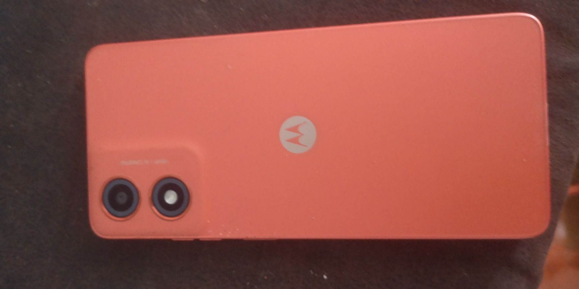Продавам Moto g04