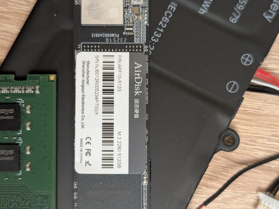 Запчасти на chuwi corebook x