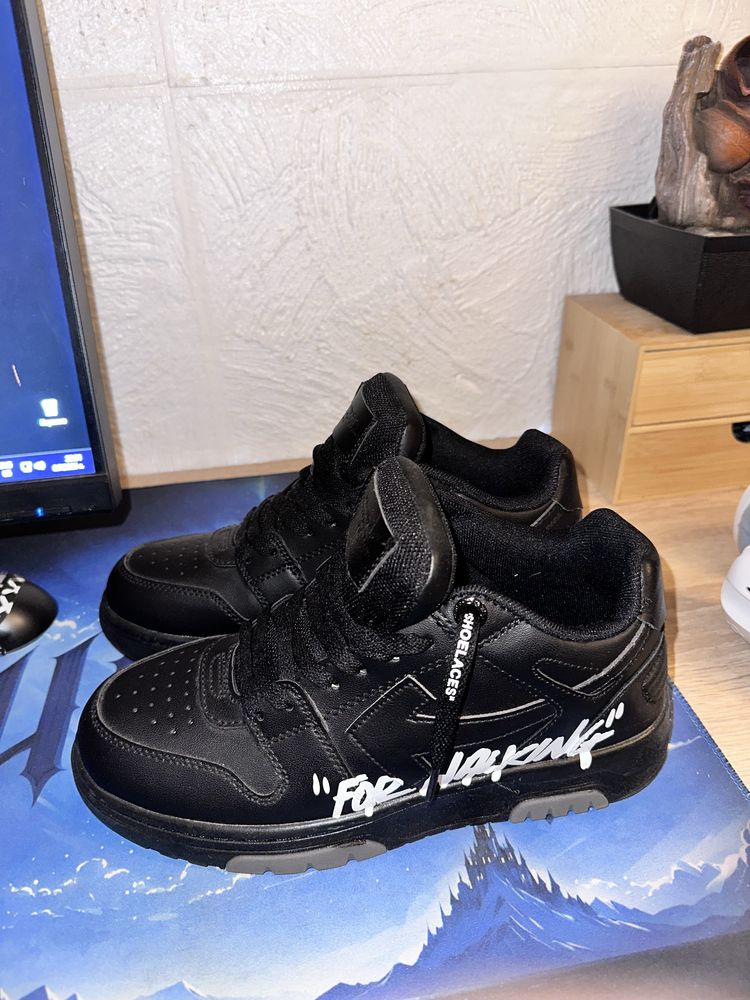 Off white обувки 41 номер