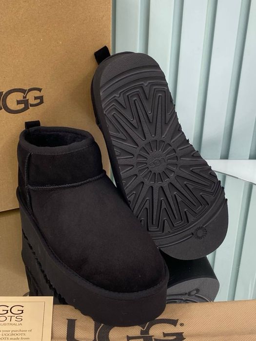 UGG Ultra Mini Platform